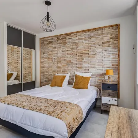 Espaces 55, Confort Et Convivialite 아파트 라보르